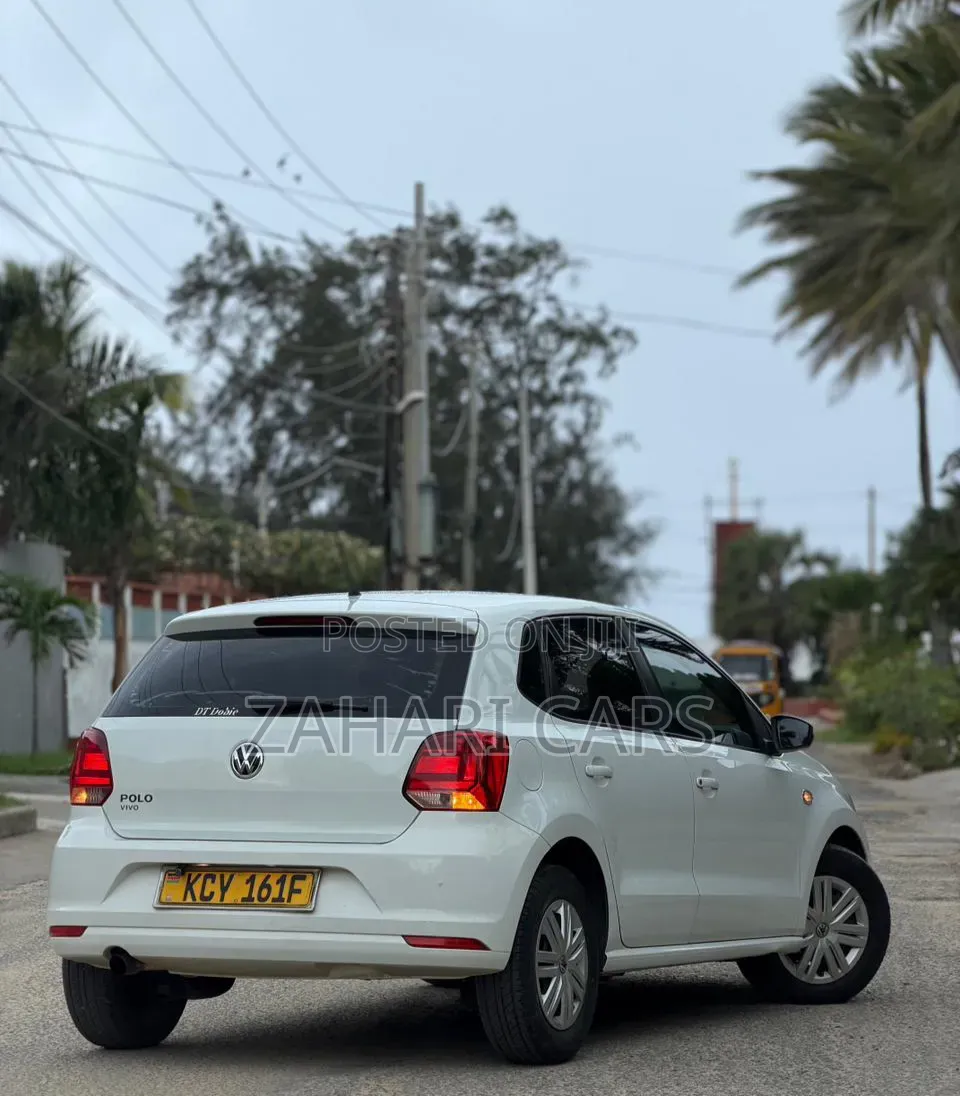 Volkswagen Polo 2019 White