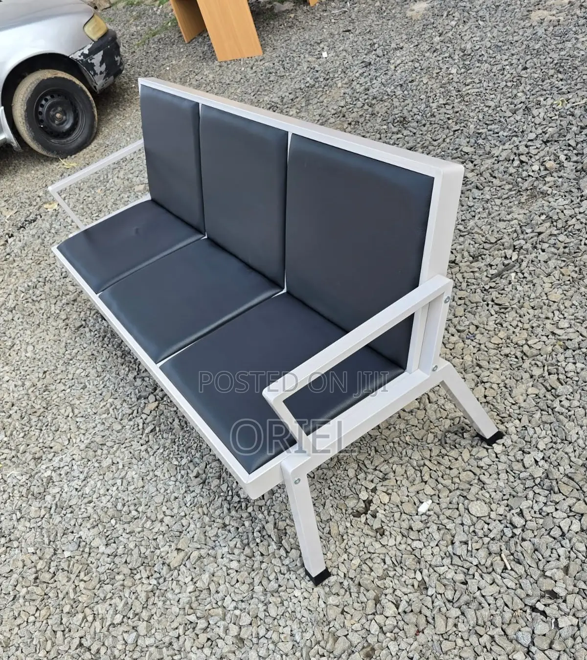 Office Bench : 3 Link Black Heavy Duty Waiting Bench