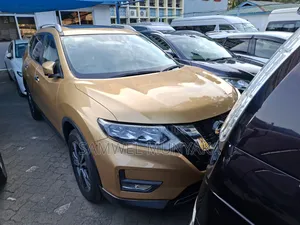 Nissan X-Trail 2020 Gold