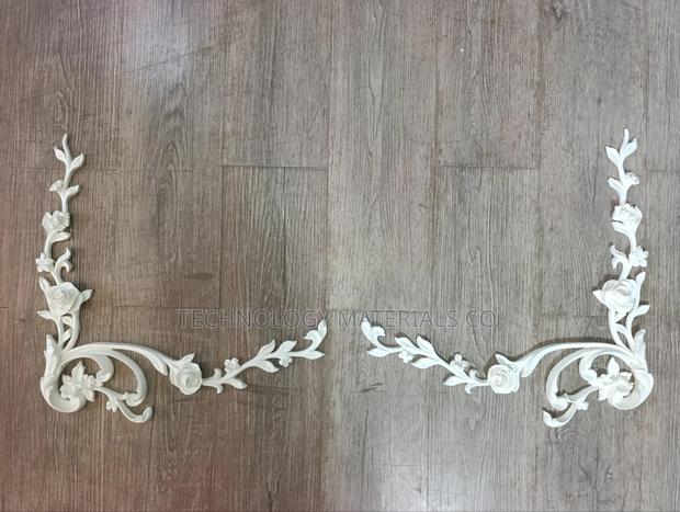 Decorative Wainscoting Corner Flower - thumbnail 2