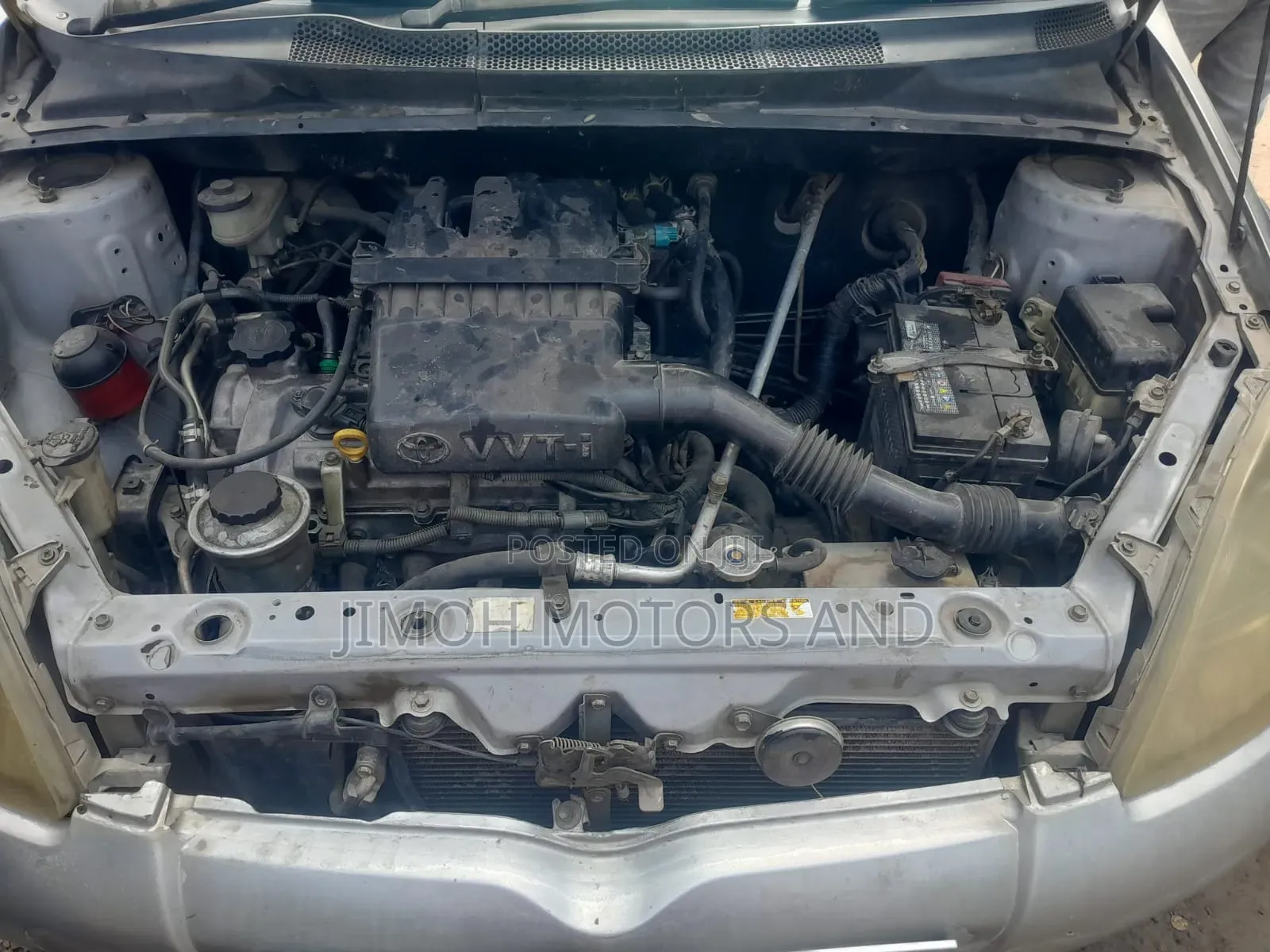 Toyota Vitz 2001 Silver