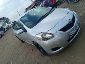 Toyota Belta 2009 Silver