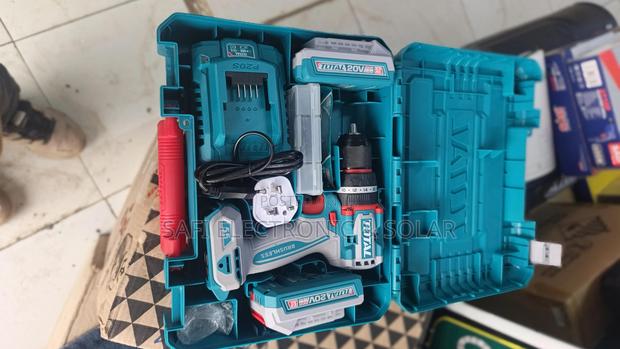 Total 20v Brushless Cordless Drill Kit (55nm)