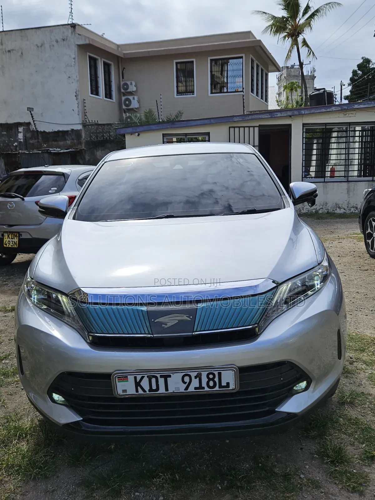 Toyota Harrier 2018 Silver