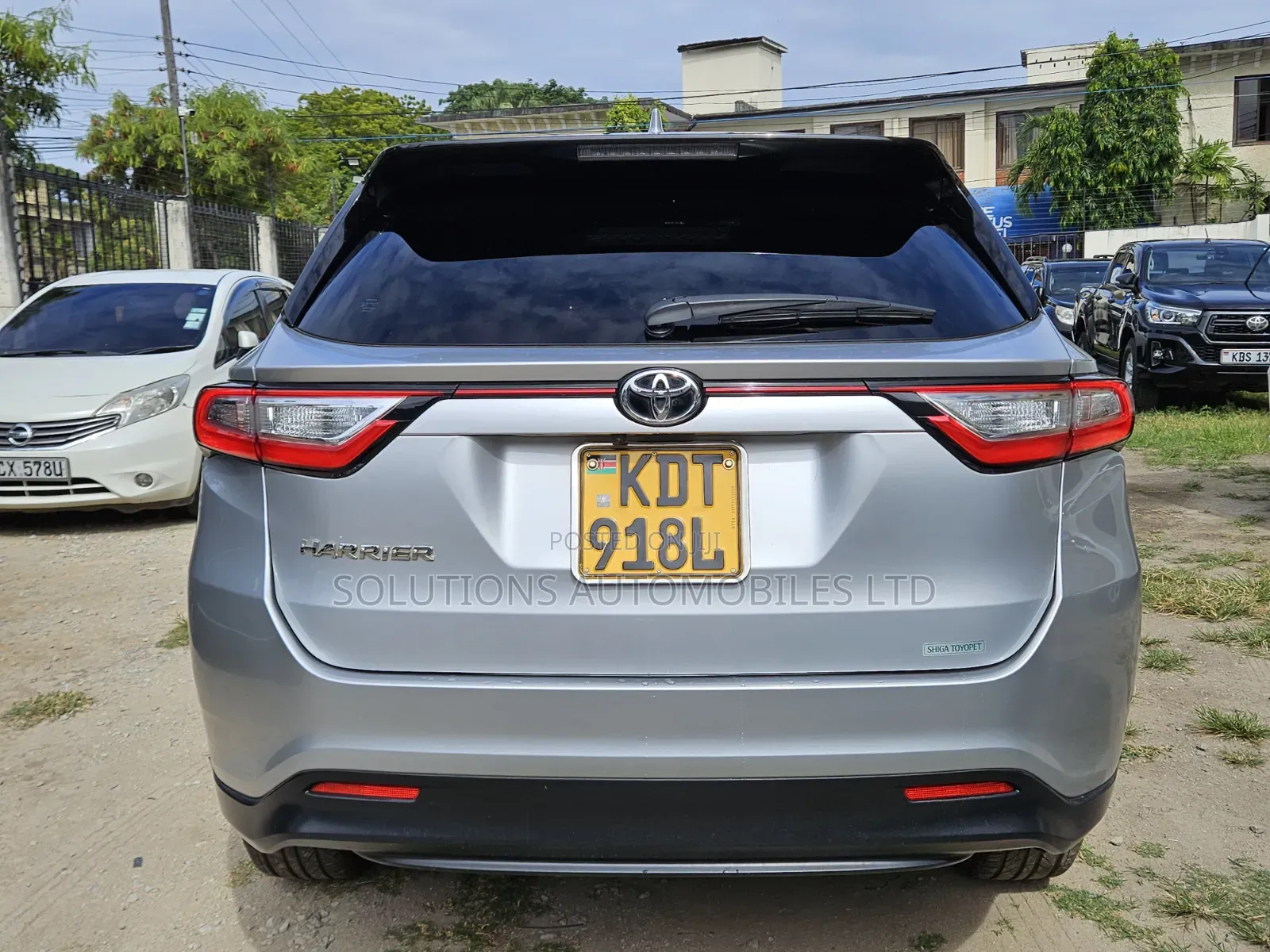 Toyota Harrier 2018 Silver