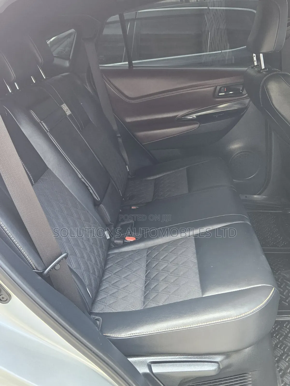 Toyota Harrier 2018 Silver