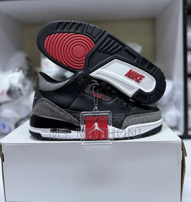 Levi's Aj3 "Black Denim" Size 38-45