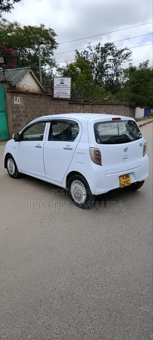 Daihatsu Mira 2016 Blue