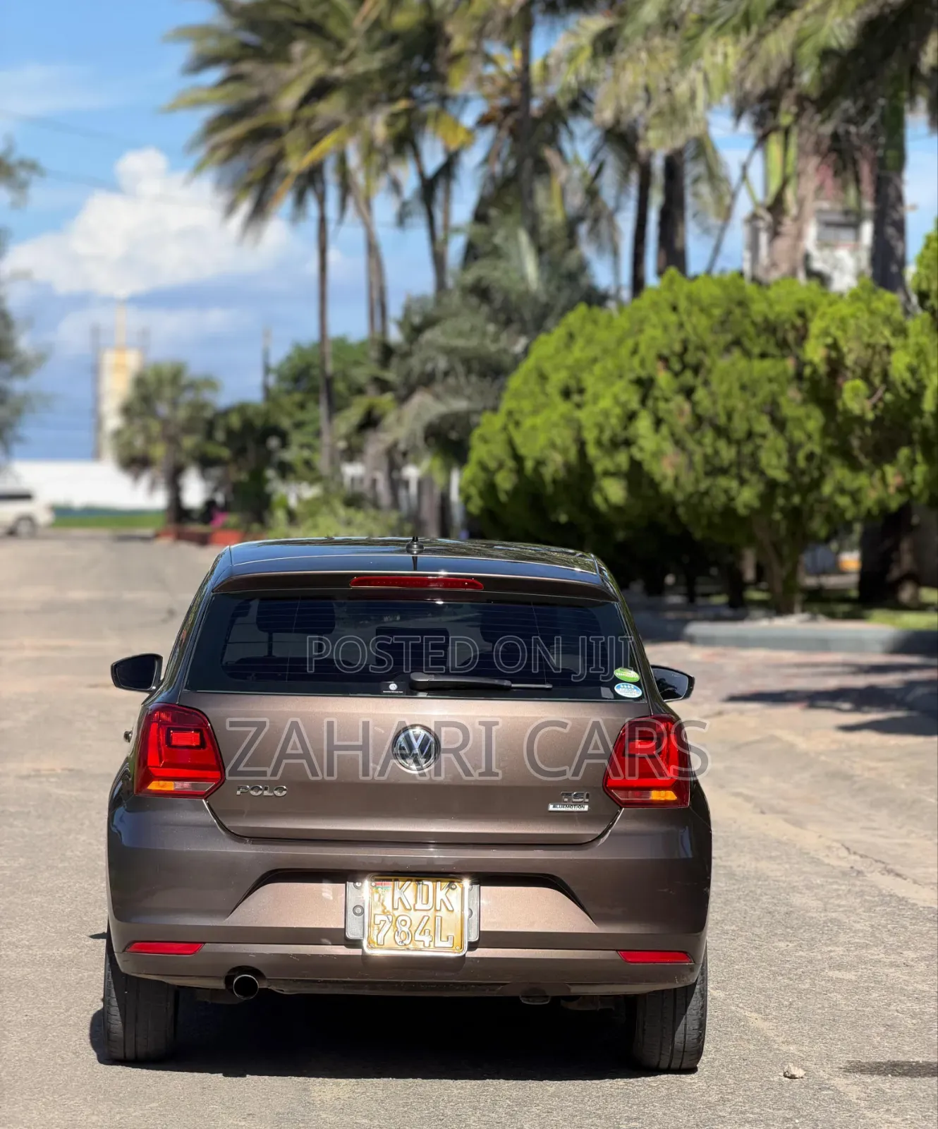 Volkswagen Polo 2015 Brown
