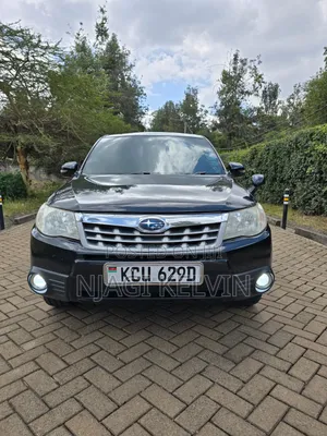 Subaru Forester 2012 Black