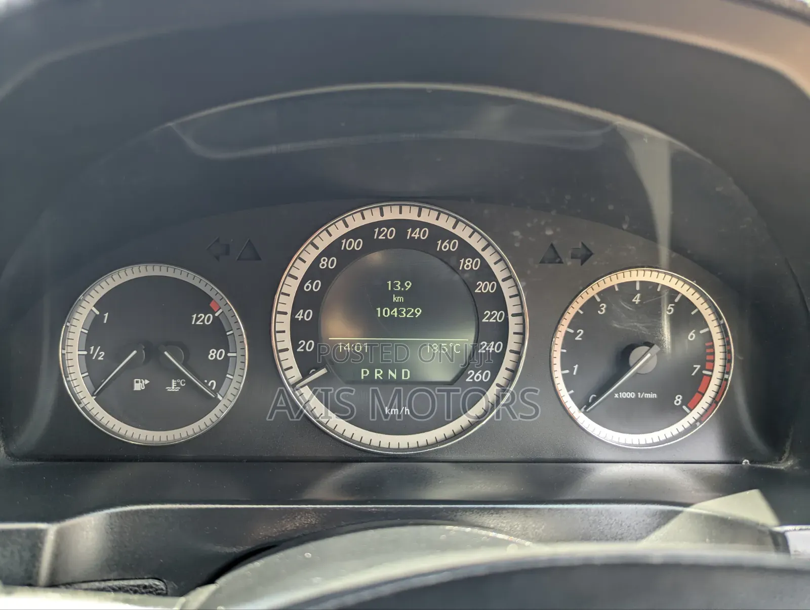 Mercedes-Benz C200 2011 Black