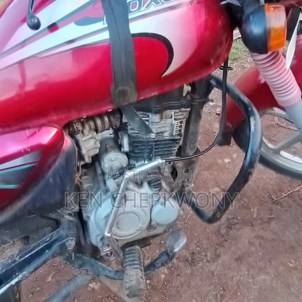 Bajaj Boxer 2018 Red - thumbnail 2