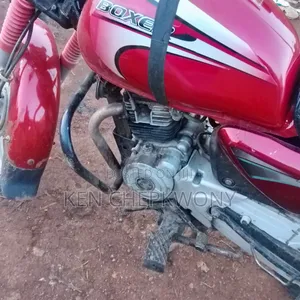 Bajaj Boxer 2018 Red