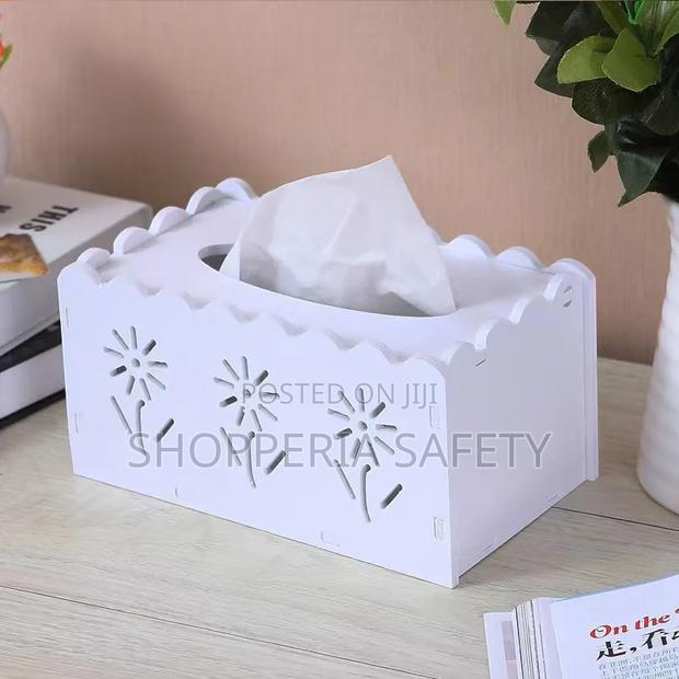 *Detachable Serviet Holder
