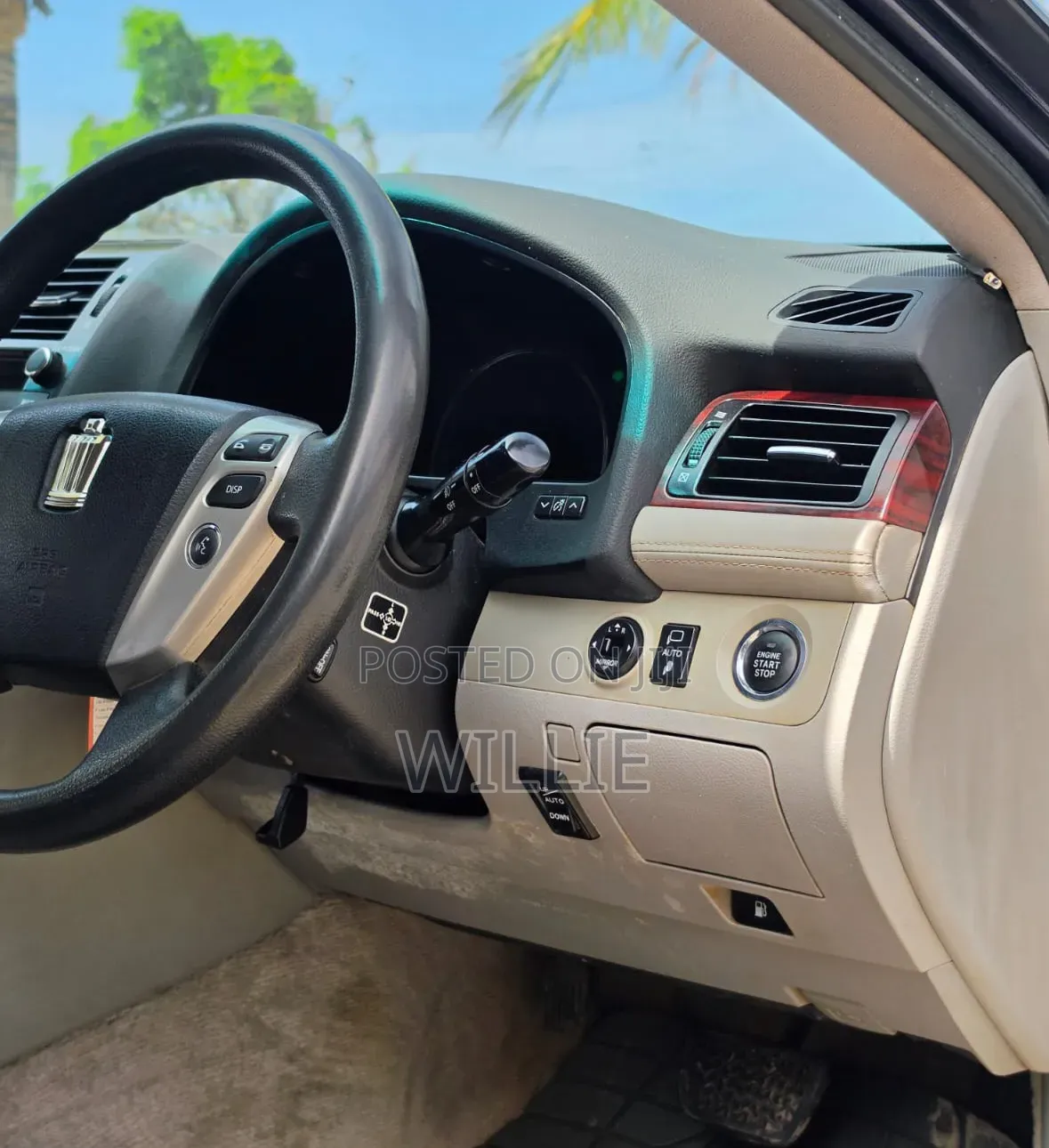 Toyota Crown 2012 Blue