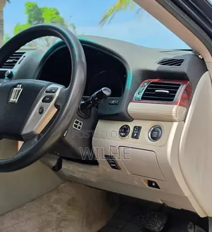 Toyota Crown 2012 Blue
