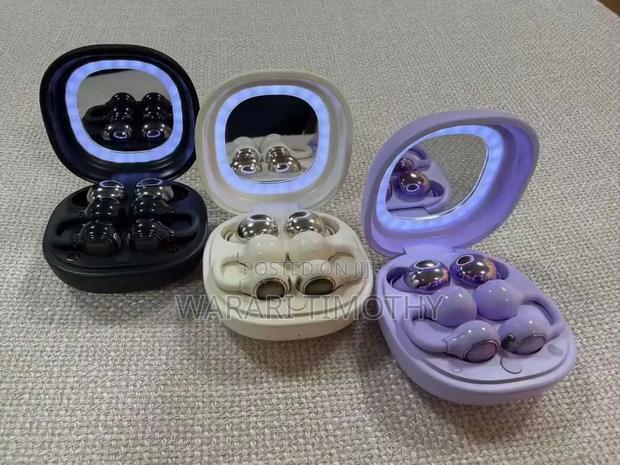 M165 Twin Earbuds