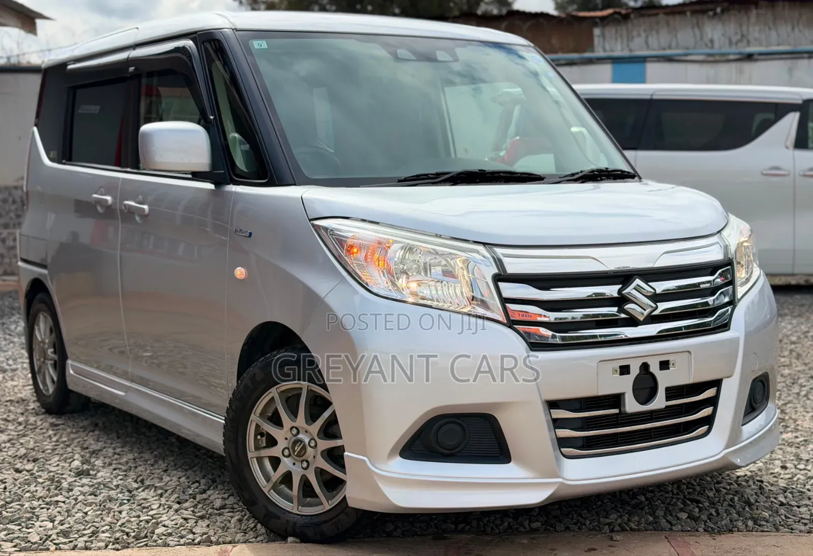 Suzuki Solio Hybrid G 2019 Silver