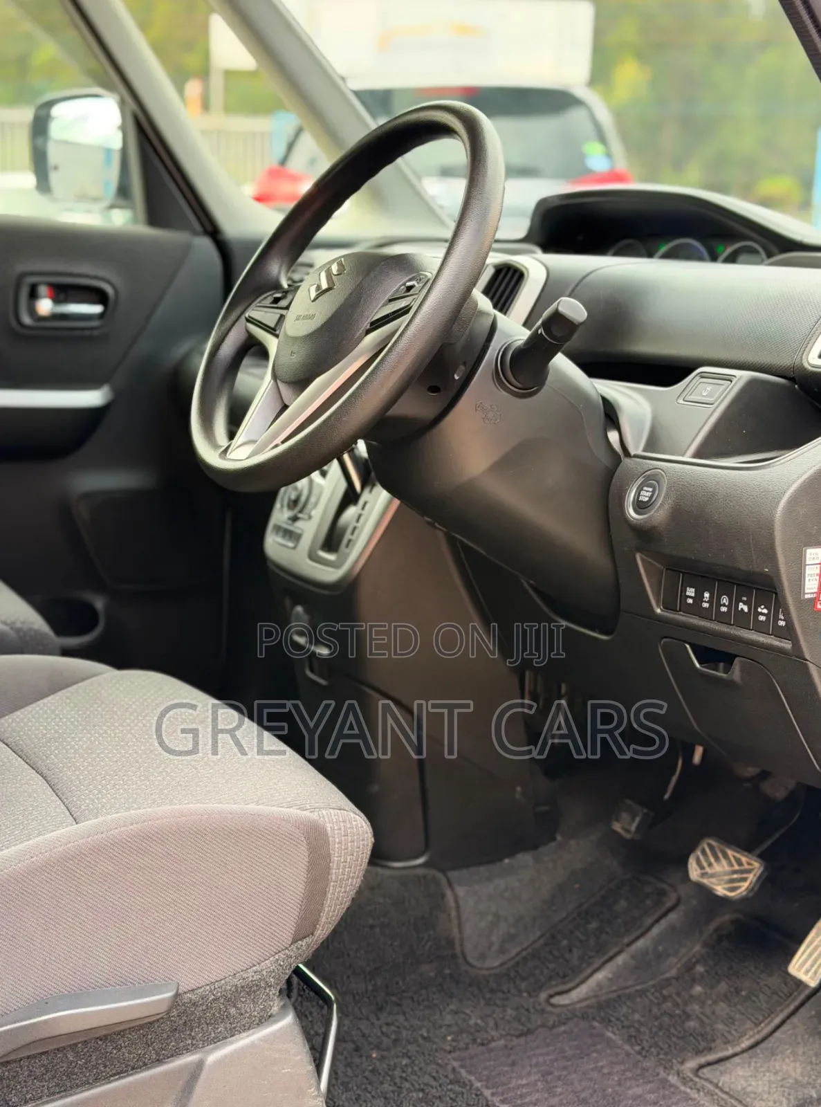 Suzuki Solio Hybrid G 2019 Silver