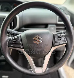 Suzuki Solio Hybrid G 2019 Silver