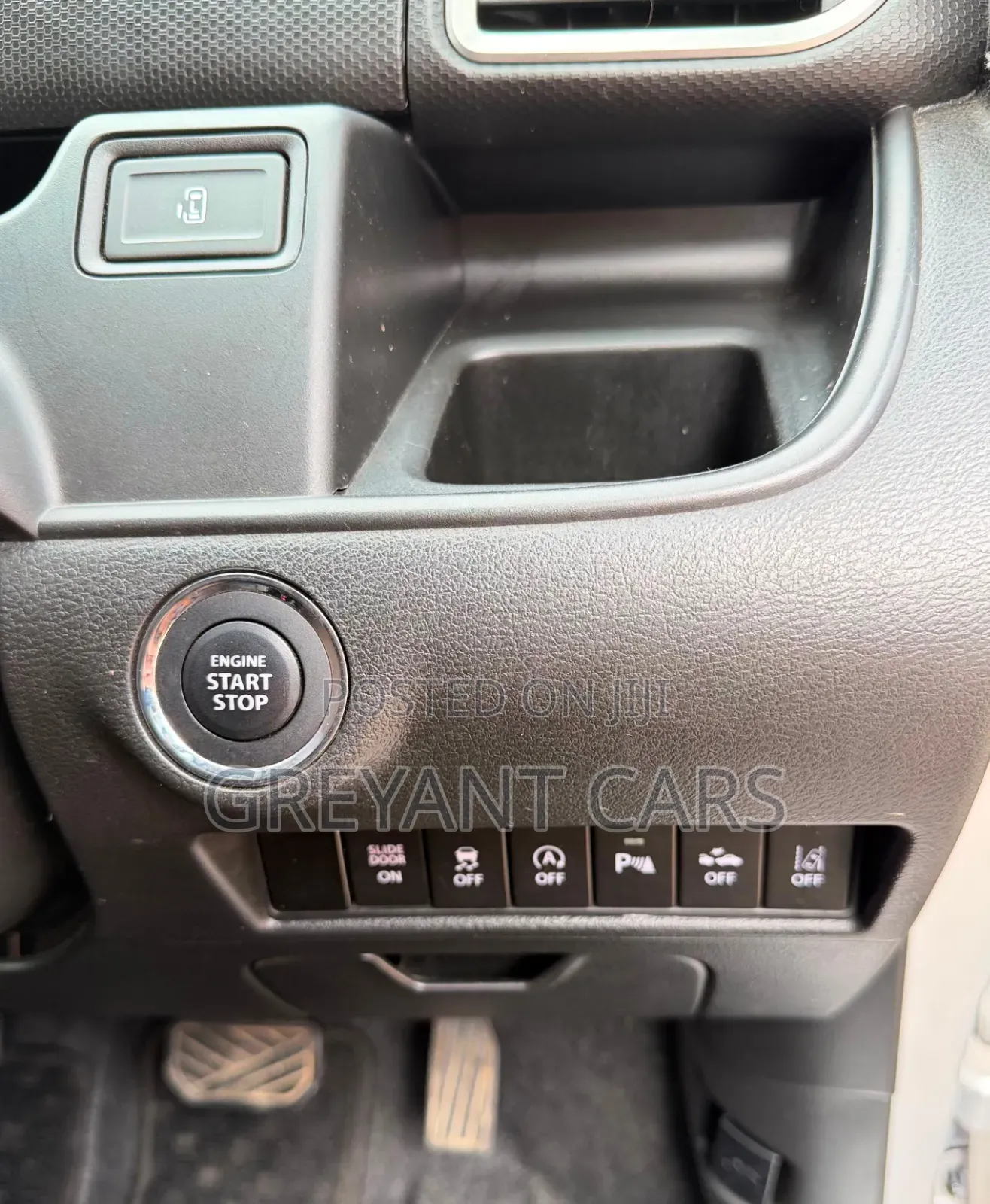 Suzuki Solio Hybrid G 2019 Silver