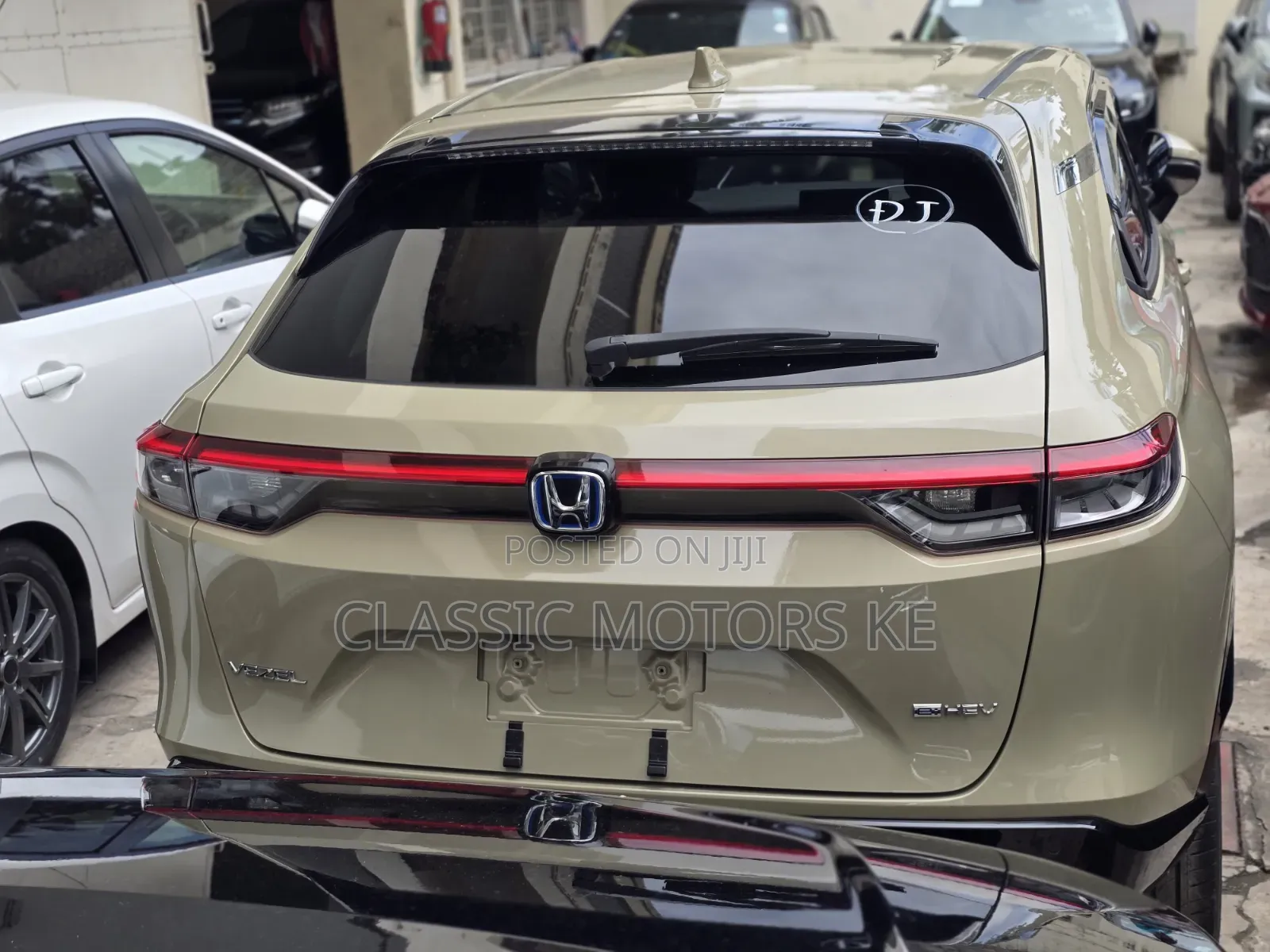 Honda Vezel 2021 Beige
