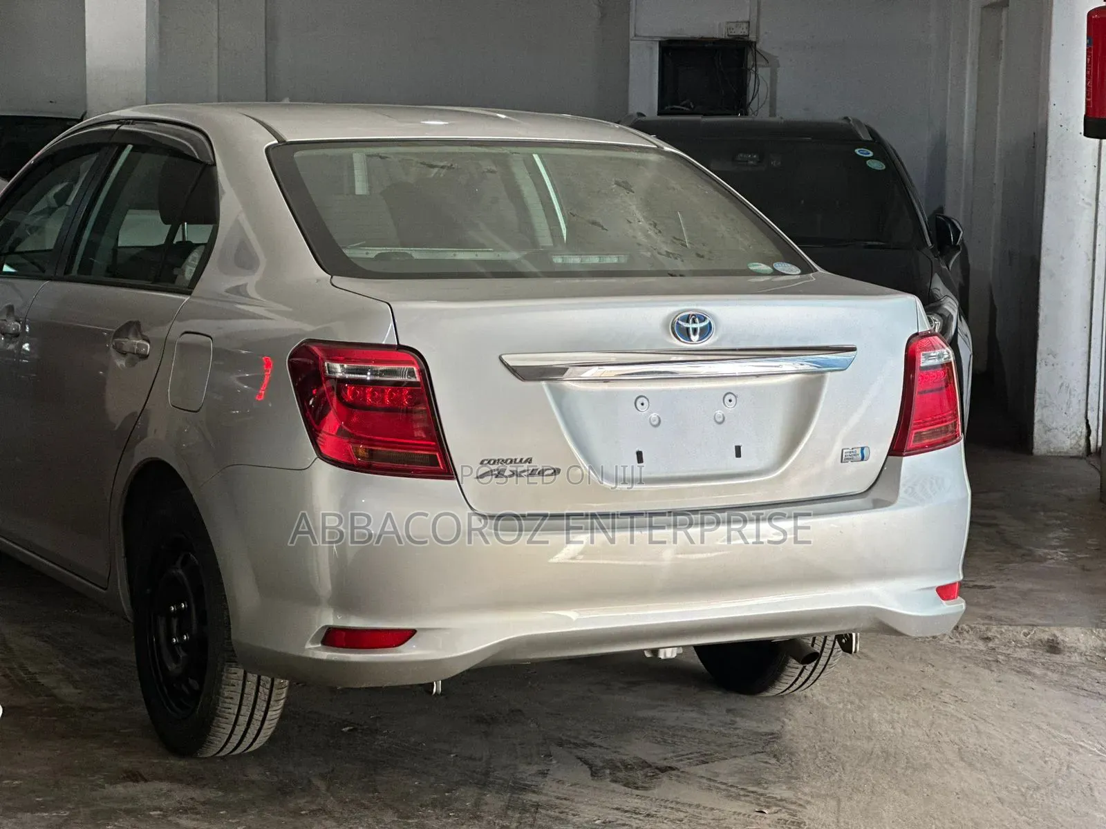 Toyota Axio 1.5 Hybrid 2WD 2020 Silver