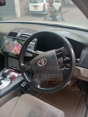 Toyota Mark X 2005 Silver