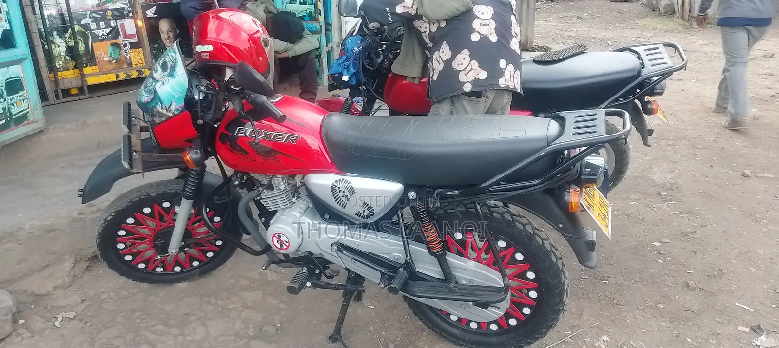 Bajaj Boxer X125 2025 Red
