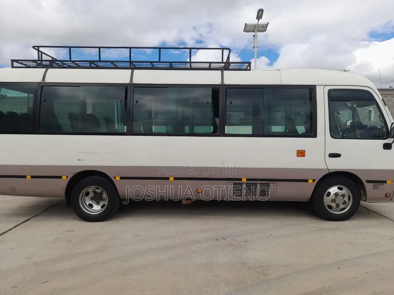 Coaster Busses for Hire
