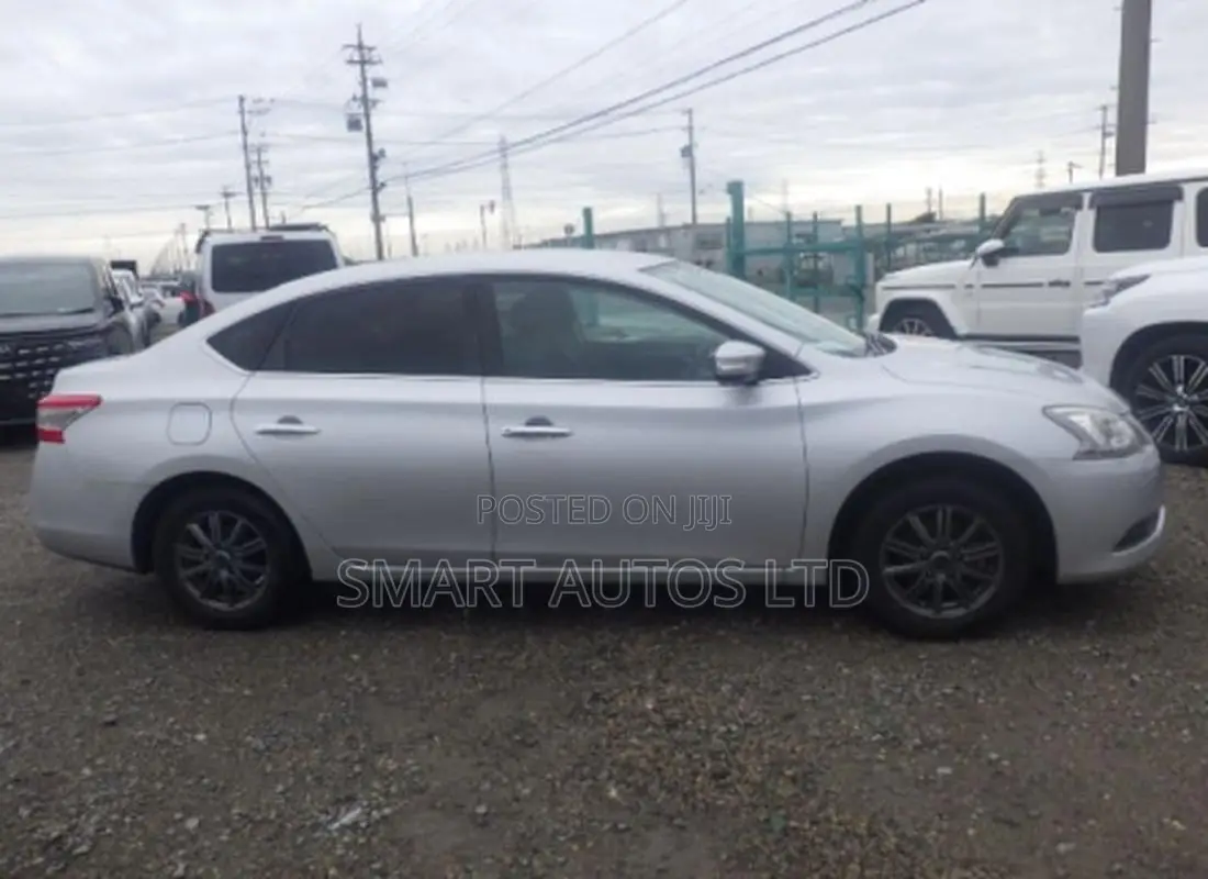 Nissan Bluebird 2019
