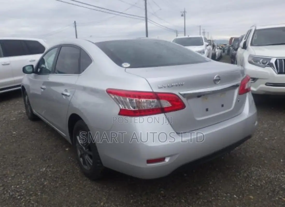 Nissan Bluebird 2019