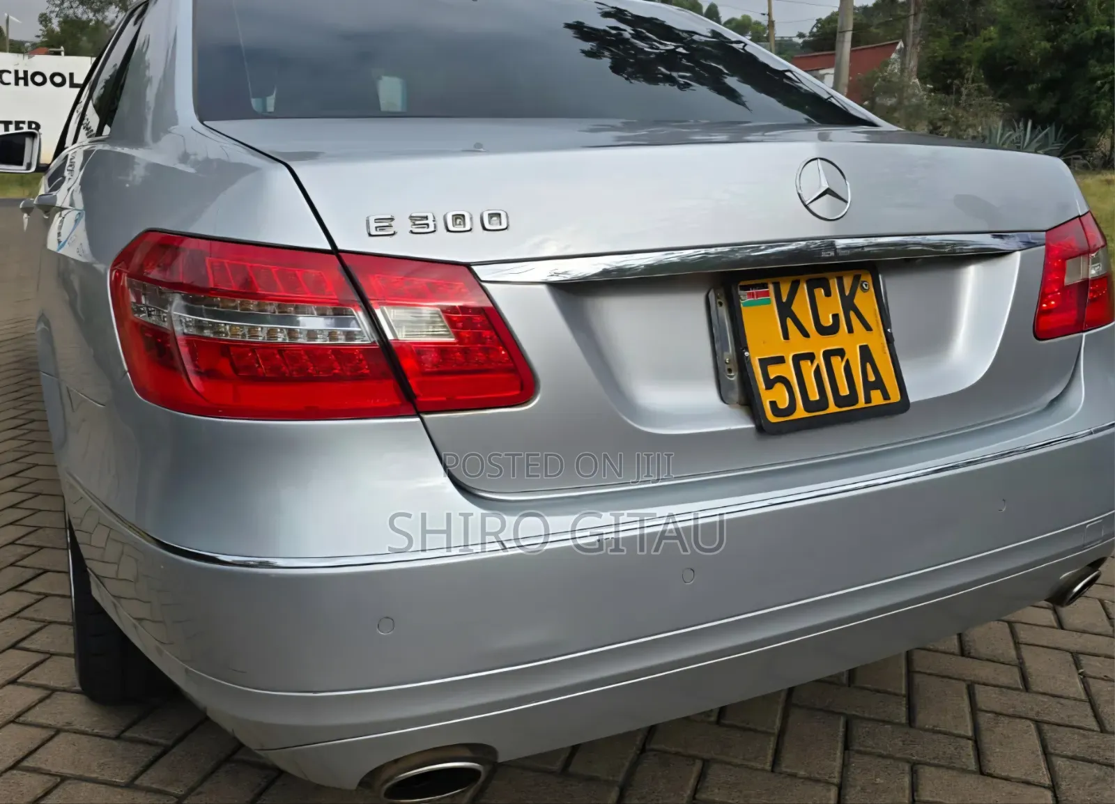 Mercedes-Benz E300 2009 Silver