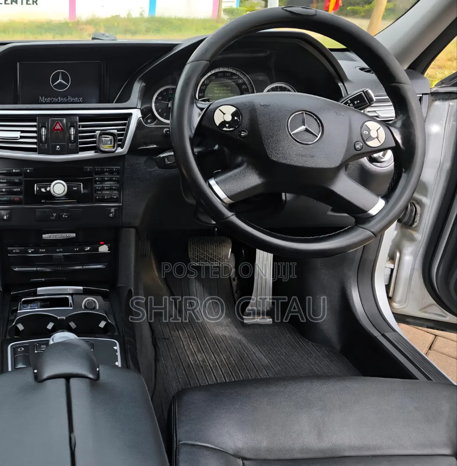 Mercedes-Benz E300 2009 Silver