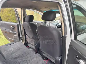 Nissan Note 2011 Brown