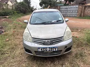 Nissan Note 2011 Brown