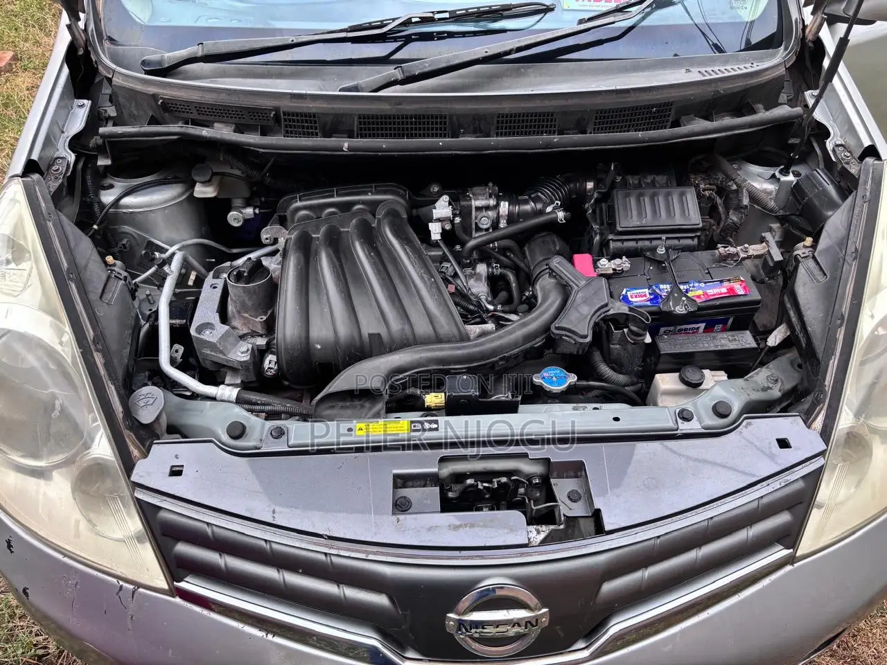 Nissan Note 2011 Brown