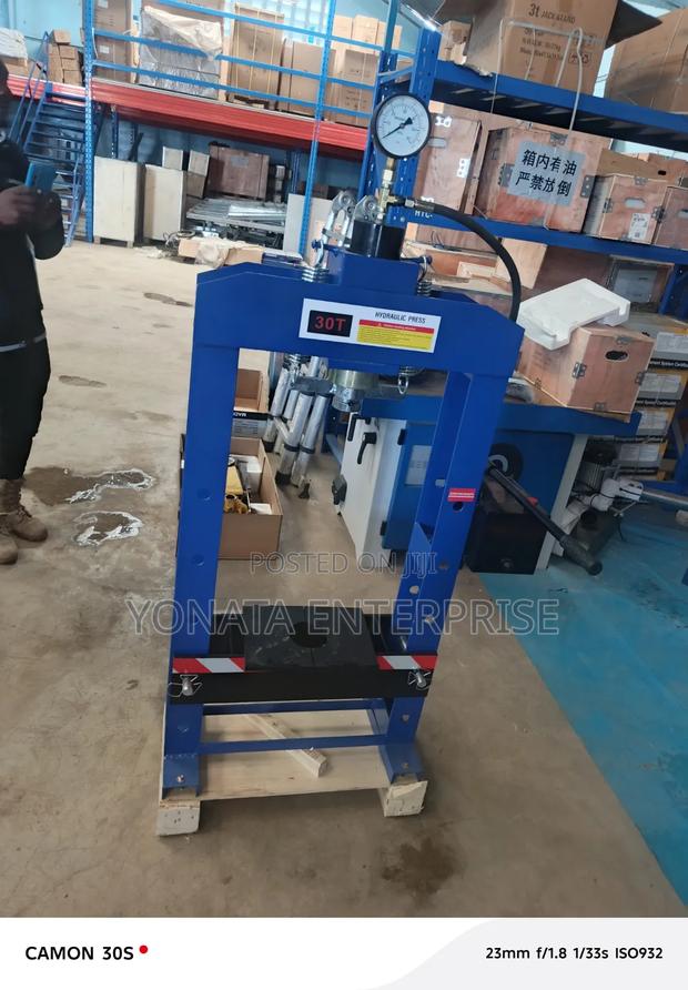 Professional 30t Hydraulic Press Machine With Gauge - thumbnail 2