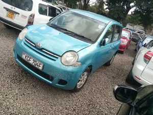 Toyota Sienta 2008 Blue