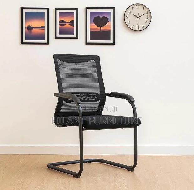 Mesh Executive Visitors Chair
