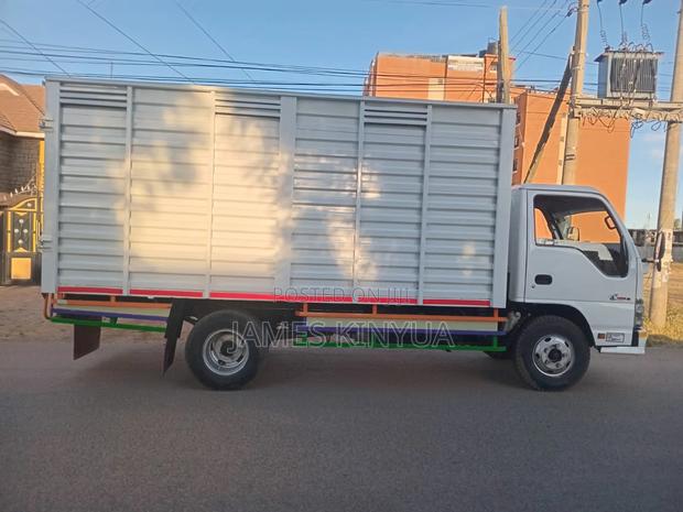 Isuzu Nkr Truck - thumbnail 7