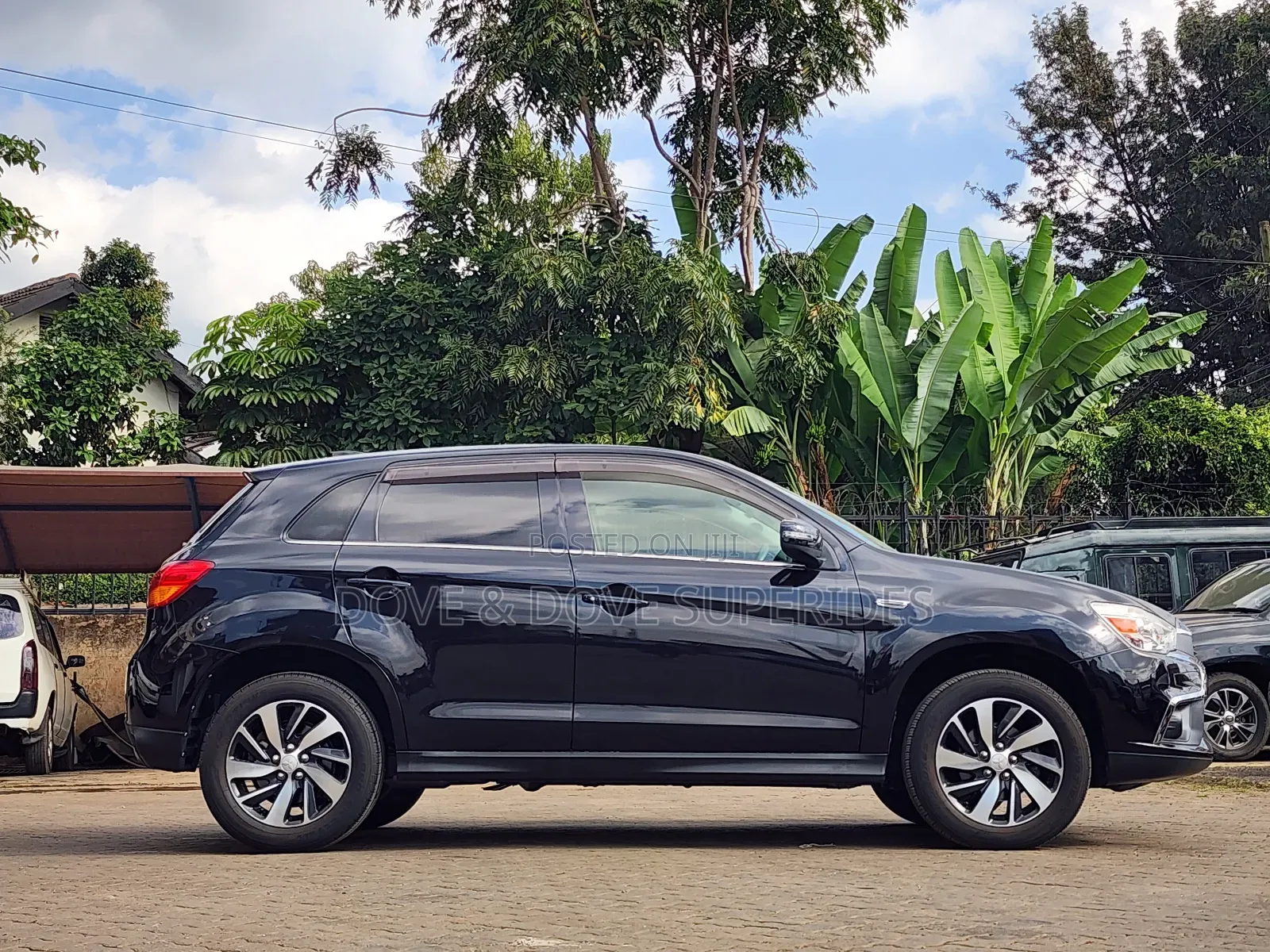 Mitsubishi RVR 2017 Black