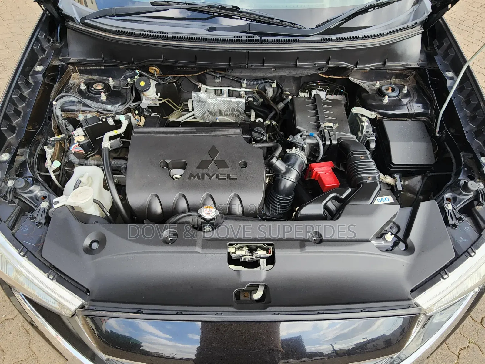 Mitsubishi RVR 2017 Black