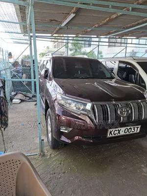 Toyota Land Cruiser Prado 2014 Pink