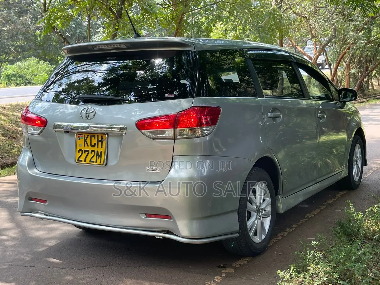 Toyota Wish 2010 Silver