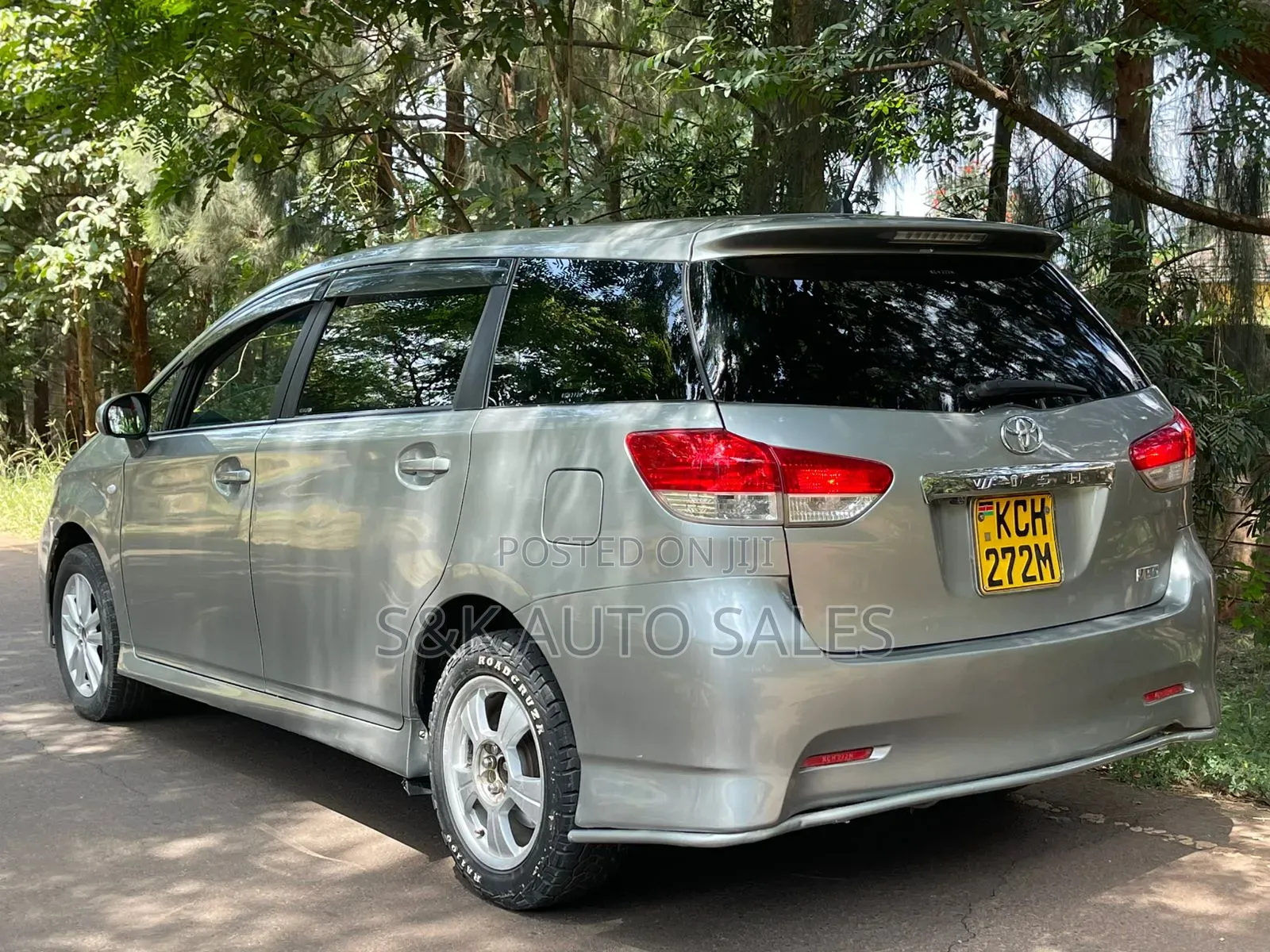 Toyota Wish 2010 Silver
