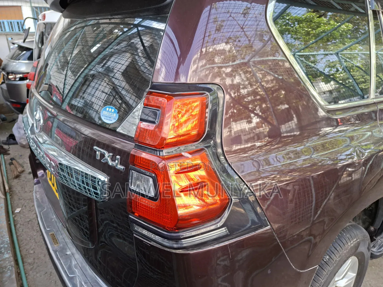 Toyota Land Cruiser Prado 2014 Pink