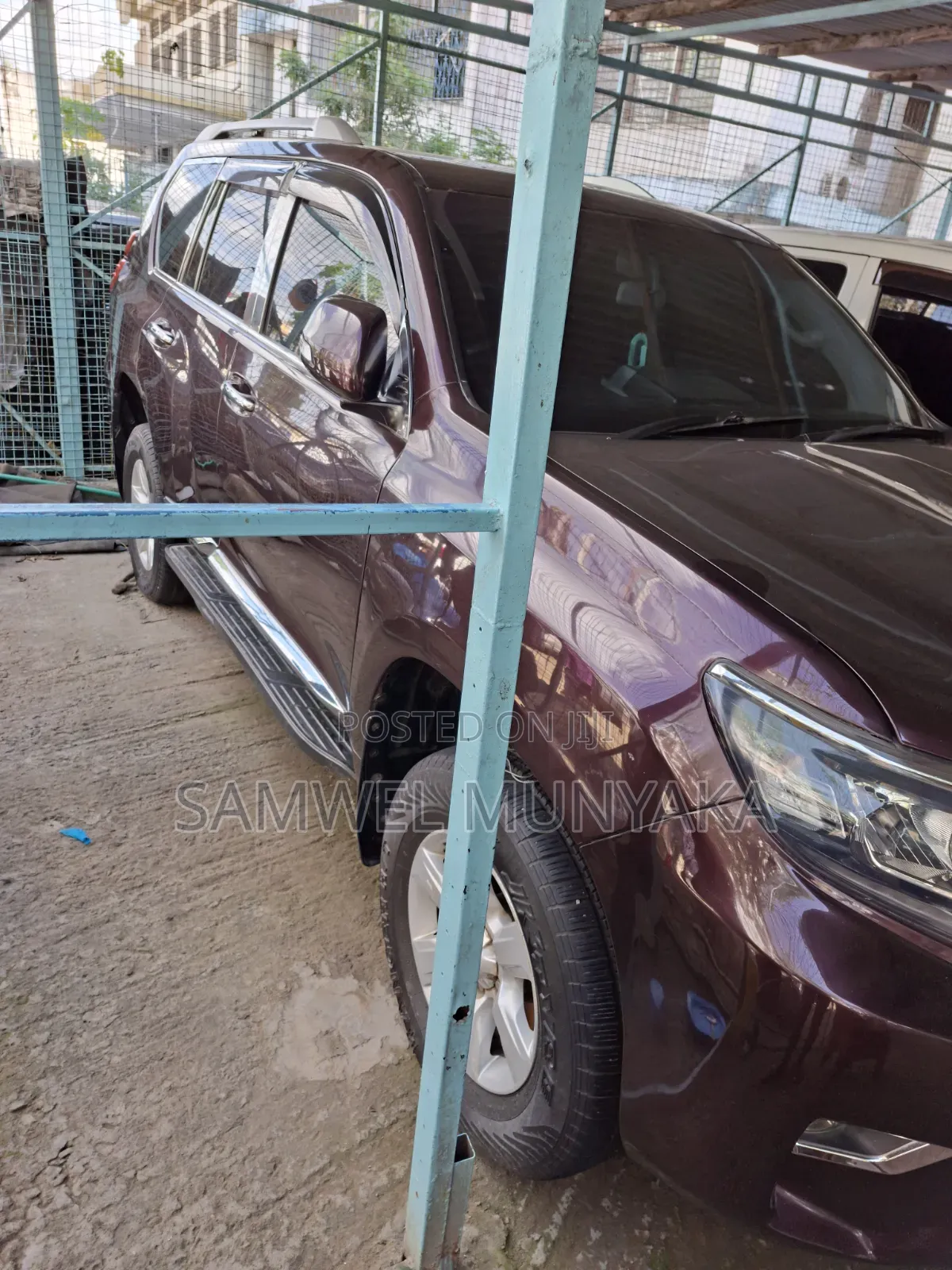 Toyota Land Cruiser Prado 2014 Pink