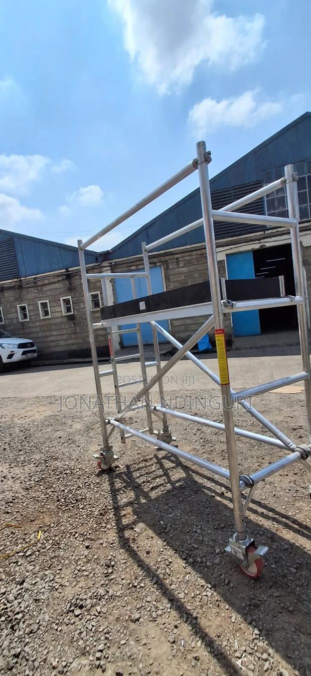 Aluminium Scaffolding Ladder – Professional Mobile Scaffold System - thumbnail 2