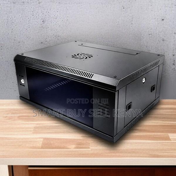 Reliable Premium-Finish 9u Wall Mount Data Cabinet